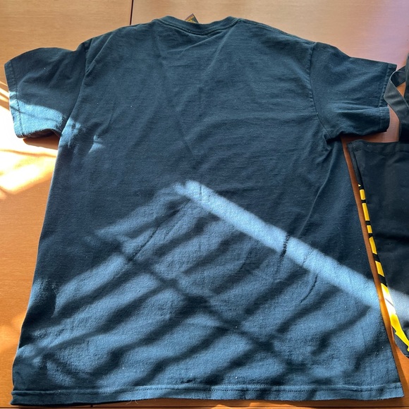 Lion King Character NEW tote bag and gently used kids T shirt size M - Picture 2 of 6